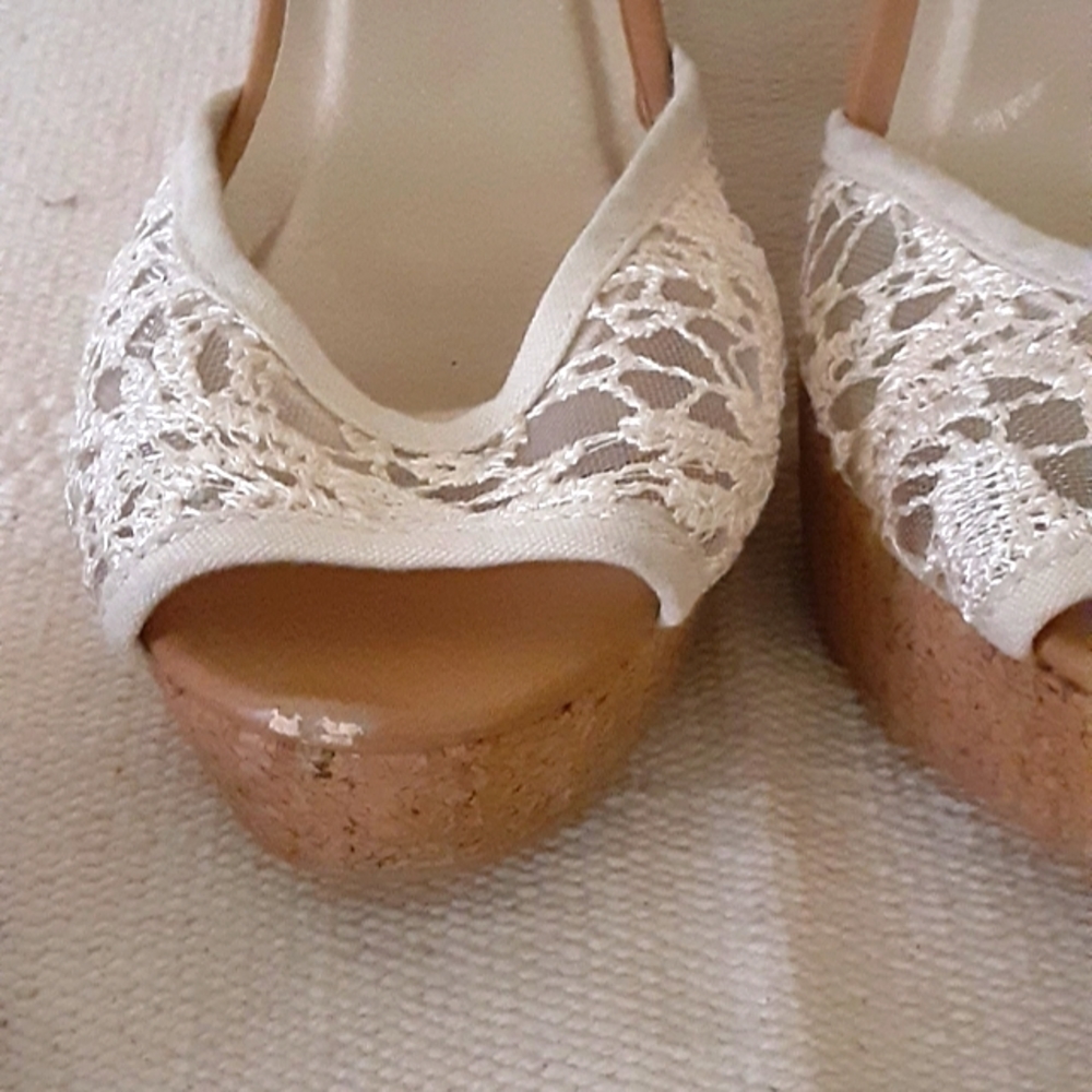 Espadrilles - Picture 4 of 4